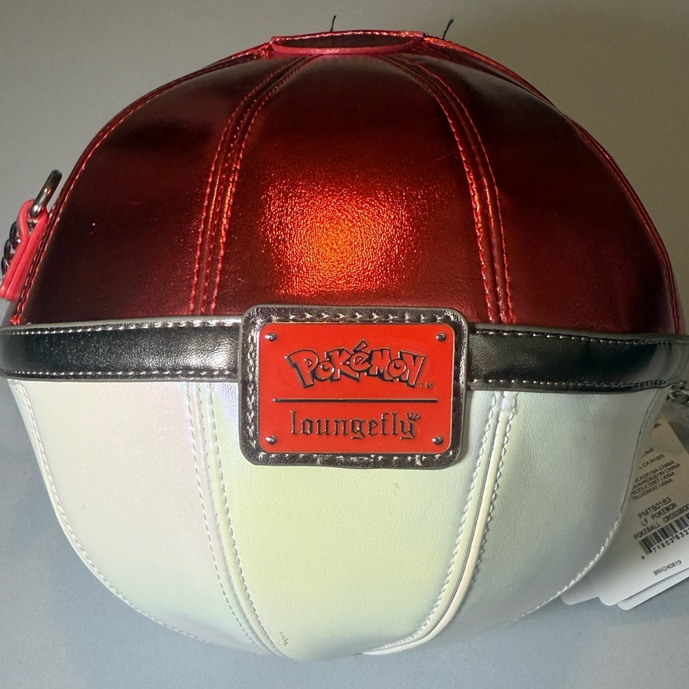 MWT Loungefly Pokémon Poké Ball Bag